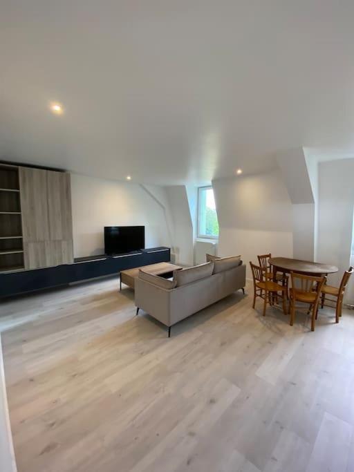 Rodez - Superbe Appartement Neuf Avec Vue Экстерьер фото